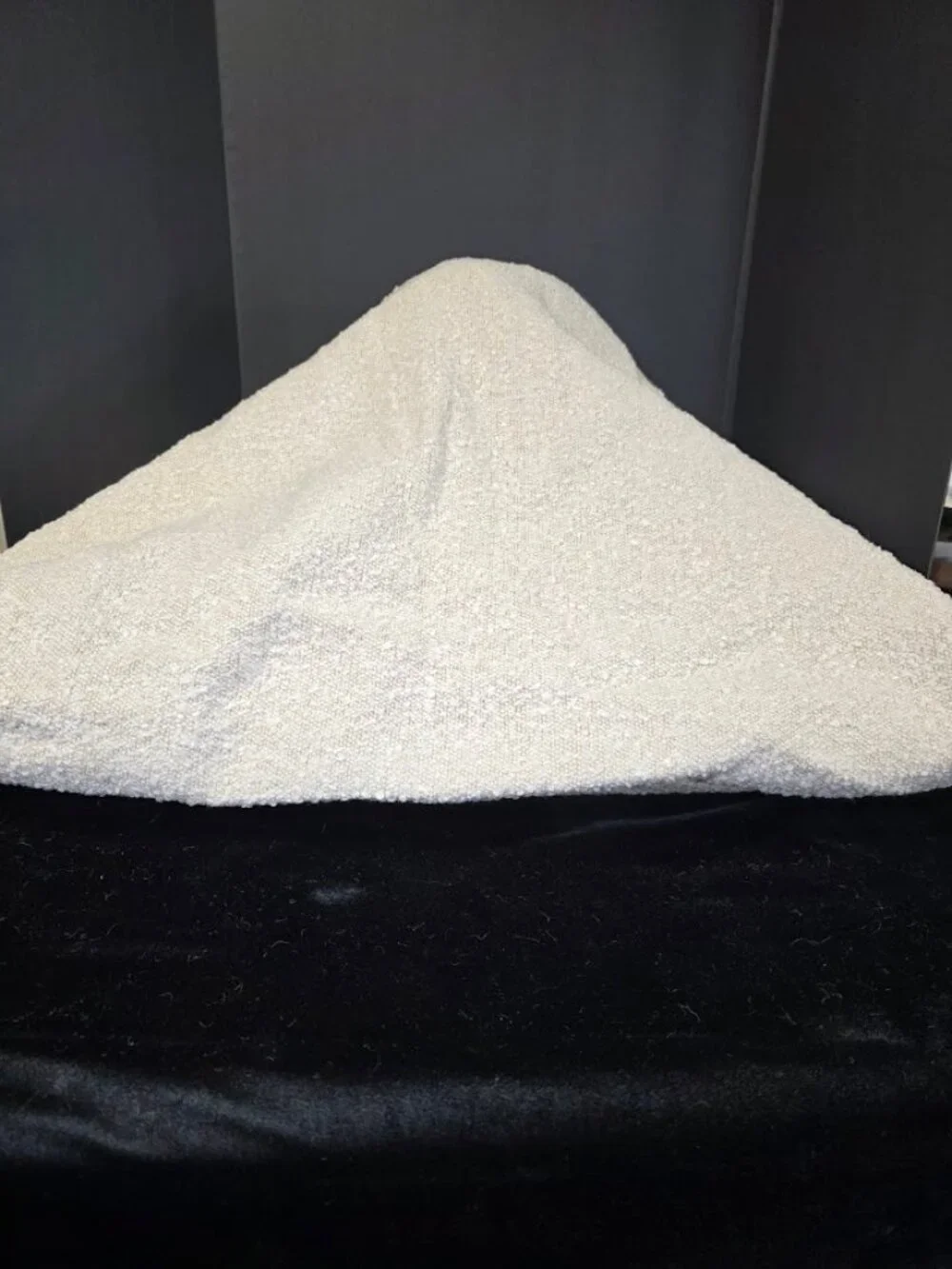NIB Fortly Anti-Anxiety Calming Dog Bed in Size Medium (3 Colors)